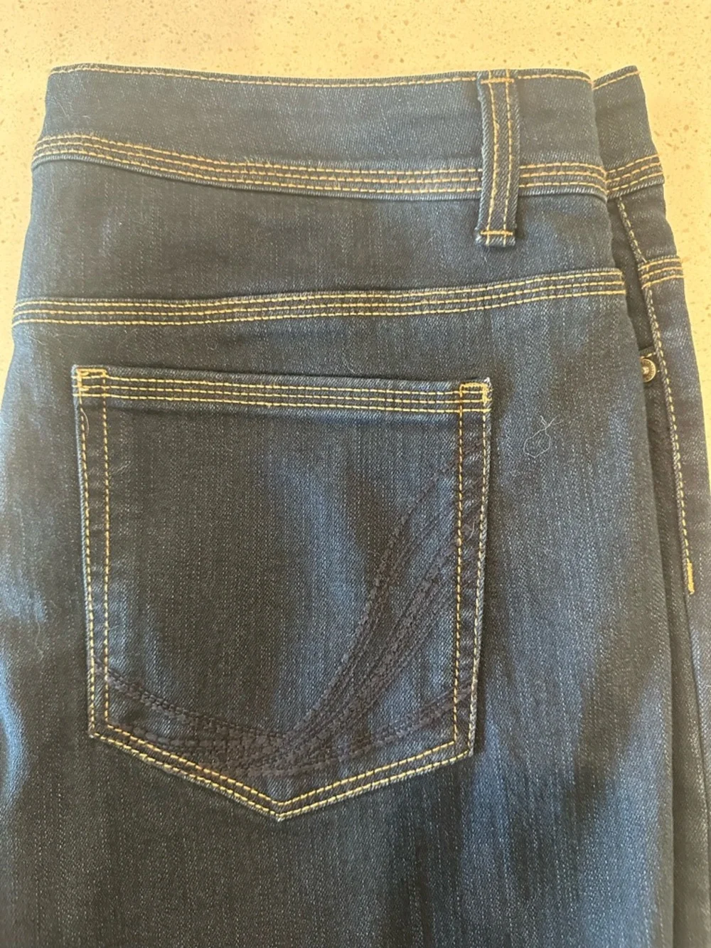 Style & Co. Women's Dark Indigo Straight-Leg Jeans 16Short EUC